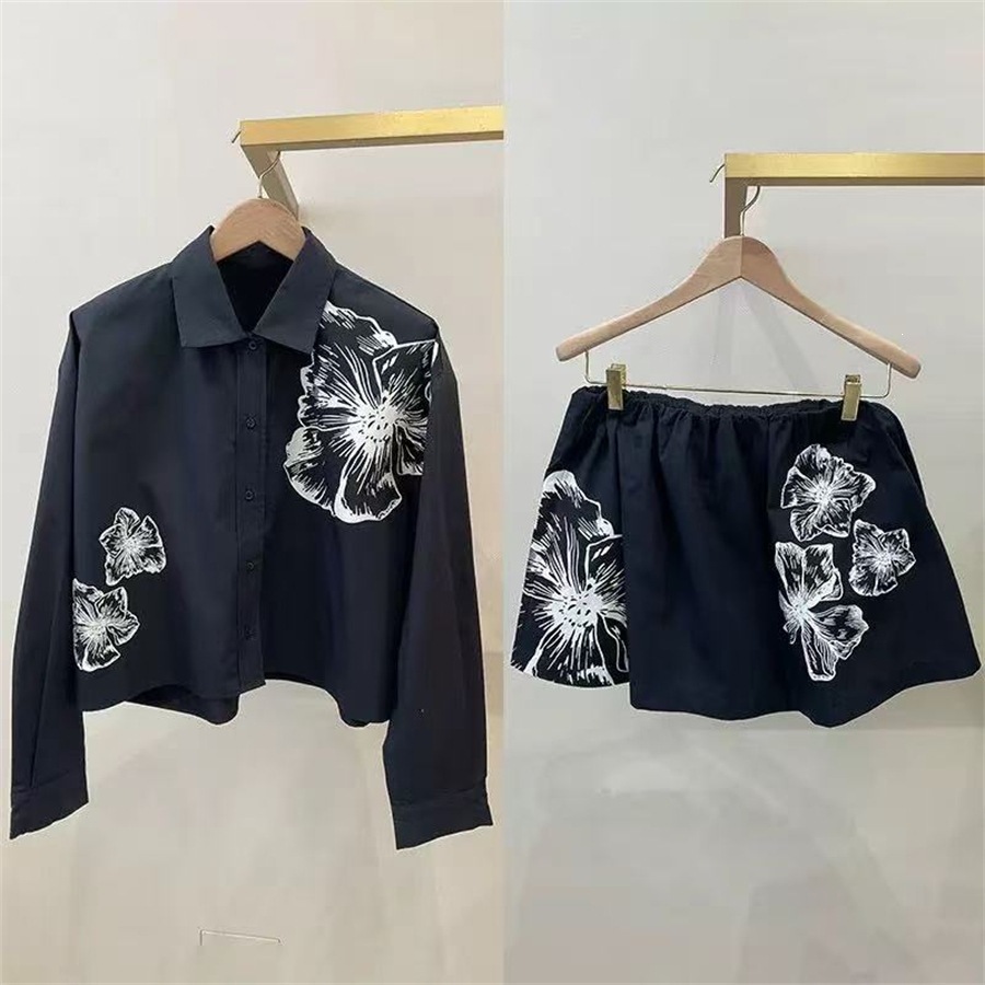 Romper Floral Print - Set romantico con camicia bianca con