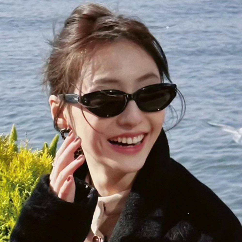 Nuovi Occhiali da Sole alla Mo - Sunglasses Cat Eye recensione e prezzo