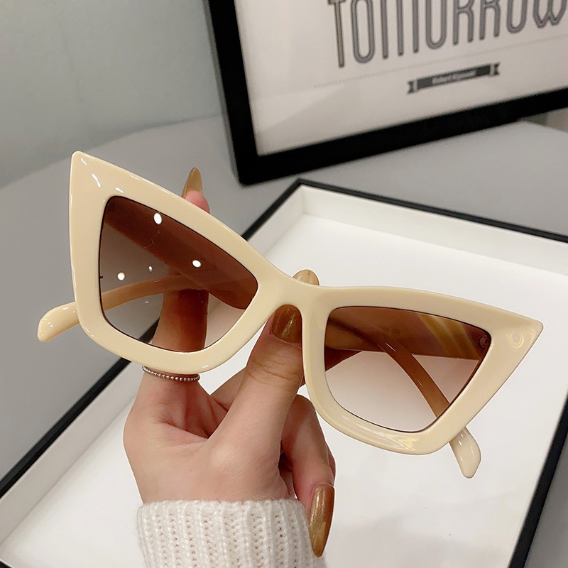 Nuovi Occhiali da Sole Vintage - Sunglasses Cat Eye recensione e prezzo
